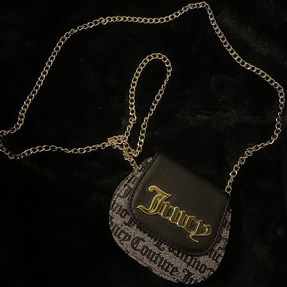 Juicy Couture Handbags - Juicy Couture mini crossover purse/bag. Vintage y2k, gold chain